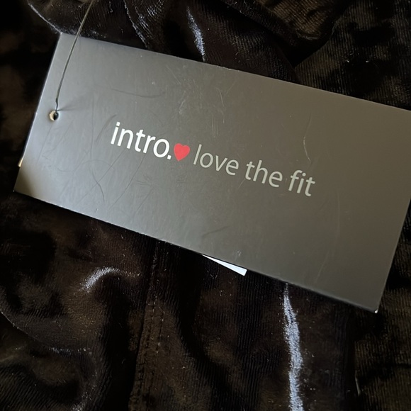 🆕 Intro Love The Fit Velvet Stretch Leggings - Picture 12 of 13